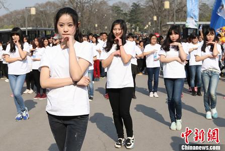 女子杀害家暴丈夫获子女和公婆谅解